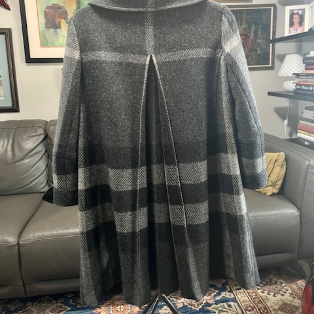 RARE Burberry Westminster Wool Swing Coat - Picture 8 of 14